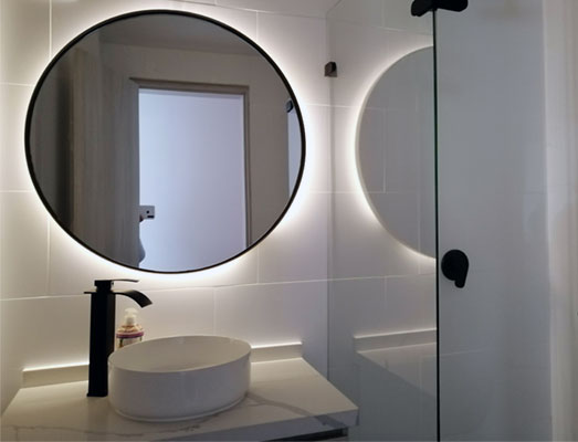 Espejo redondo instalado